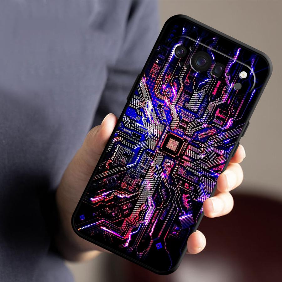 Retro Circuit Board Funda Phon - огляд і ціна Google Pixel 9 Pro